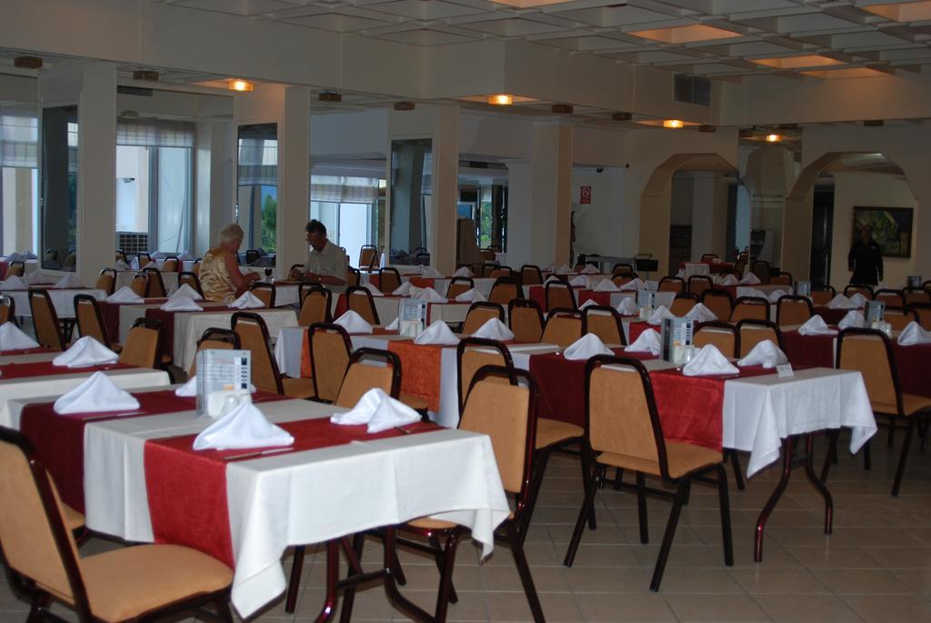 Orient Resort Hotel Fethiye Exterior foto