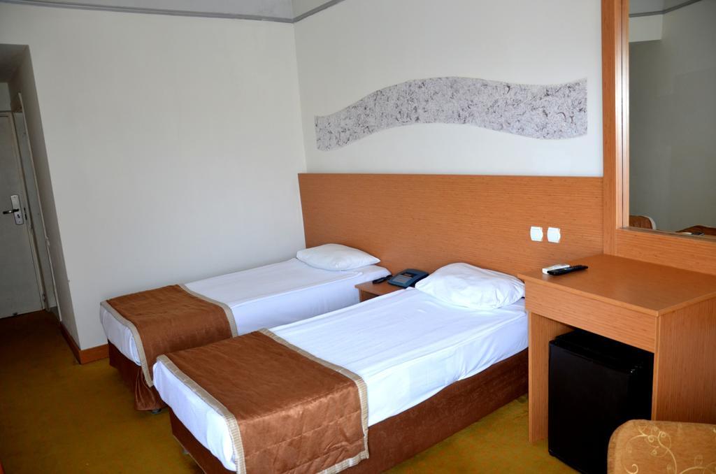 Orient Resort Hotel Fethiye Exterior foto