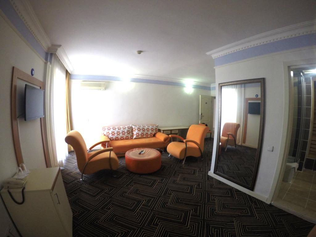 Orient Resort Hotel Fethiye Exterior foto
