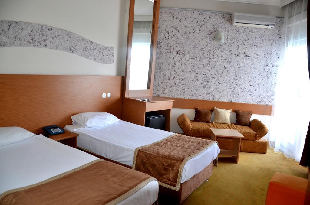 Orient Resort Hotel Fethiye Exterior foto