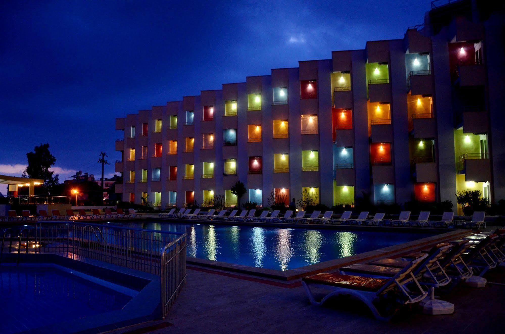 Orient Resort Hotel Fethiye Exterior foto