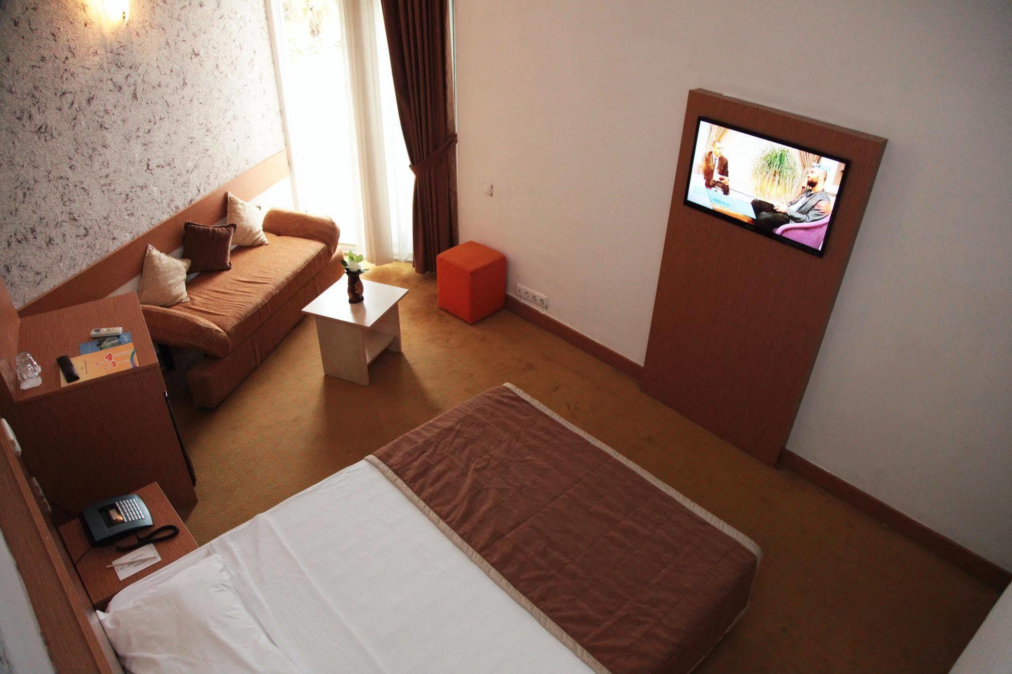 Orient Resort Hotel Fethiye Exterior foto